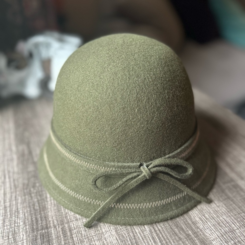 Vintage/retro Merona Round Fedora 100% wool olive green hat